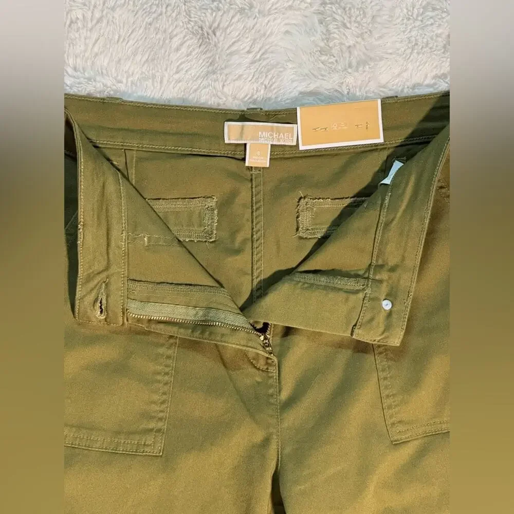 NWT Michael Kors Cargo Pants Size  8.